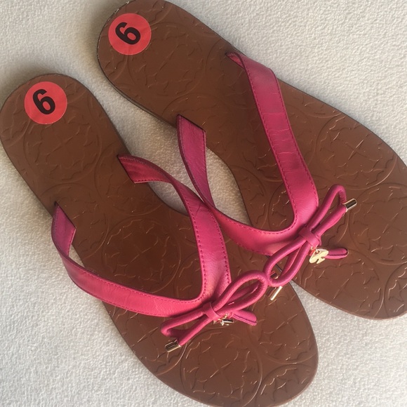 kate spade Shoes - NWT Kate Spade hot pink thong sandals sz 6